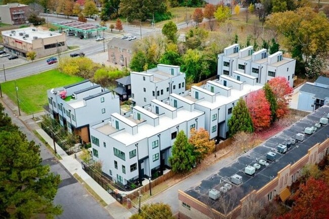 Photo - 340 Eugenia St SW Townhome