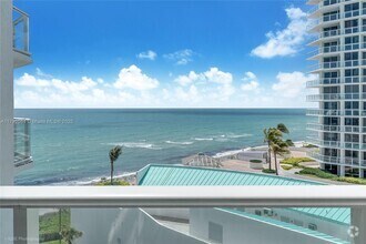 Building Photo - 16445 Collins Ave