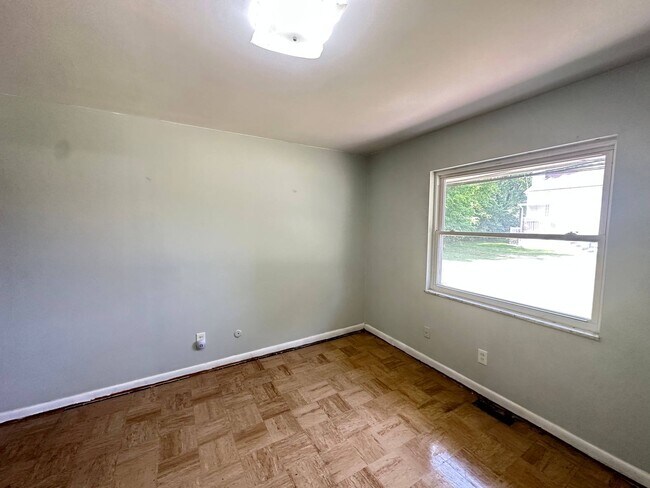 Foto del edificio - 2723 McCall St