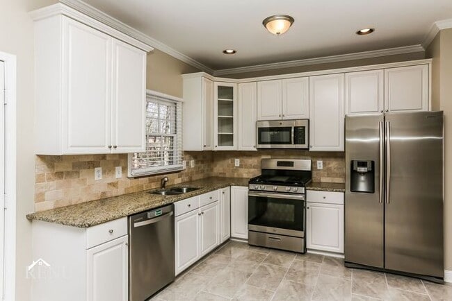 Building Photo - 1613 Russet Crest Cir