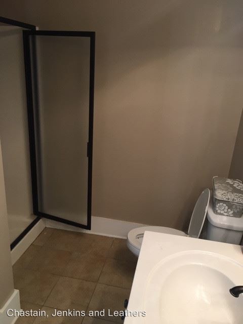Building Photo - 4 br, 2.5 bath House - 135 Idlewilde Drive