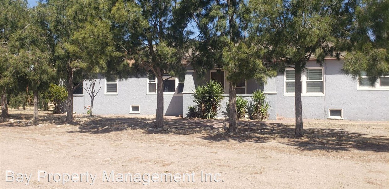 Primary Photo - 4 br, 2 bath House - 42501 Patricia Ln.