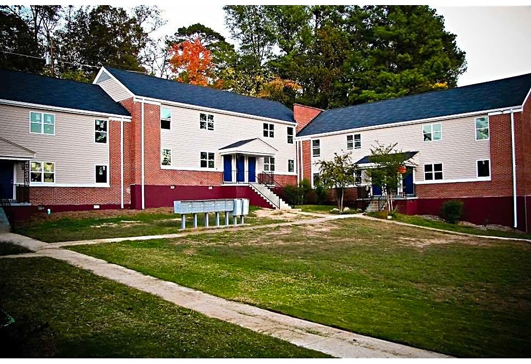 Foto principal - 701 N Germantown Rd