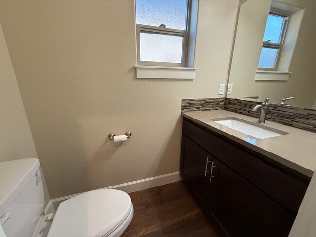 Building Photo - 3120 NE Marea Dr