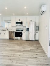 Building Photo - 11471 Almazon St