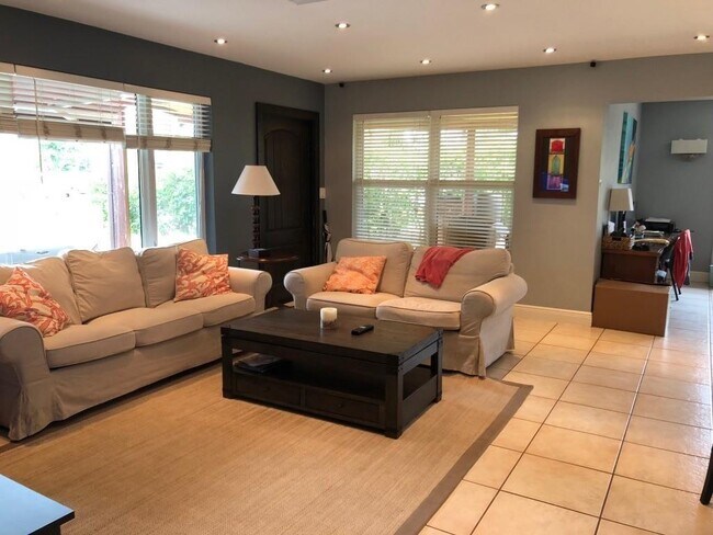 Foto del edificio - 1646 SE 10th Ave