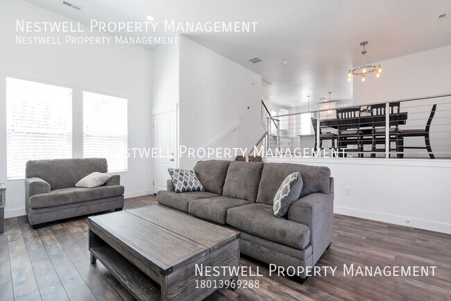 Foto del edificio - Spacious Daybreak Townhome