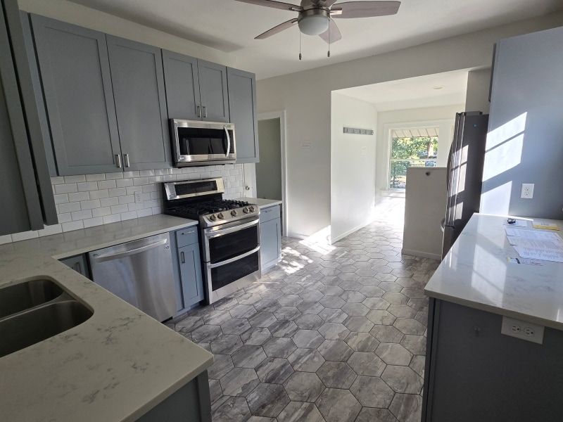 Foto principal - 3011 17th Ave S