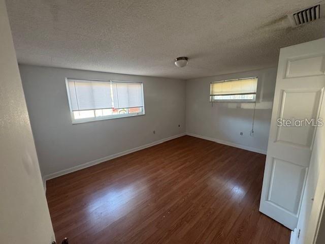 Foto del edificio - 7235 Redbud Ct