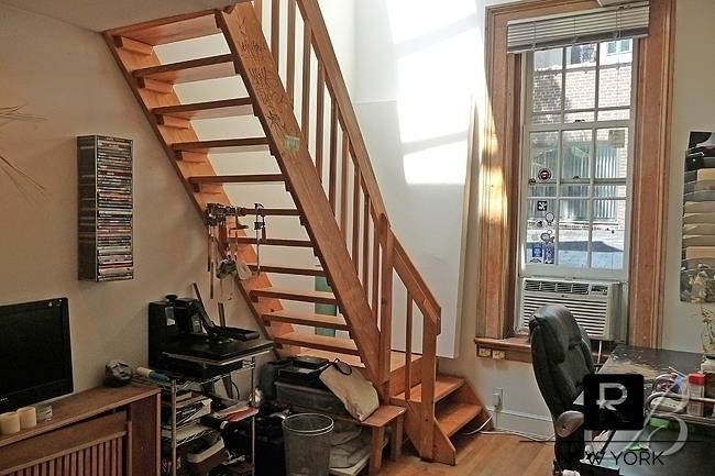 Primary Photo - 5 West 16th Street
