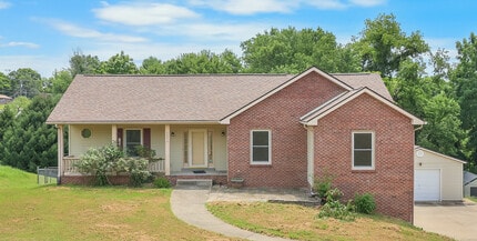 Building Photo - 704 Jace Dr
