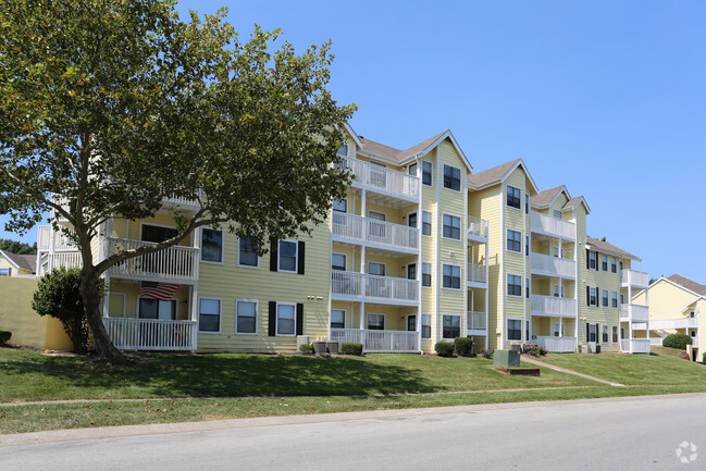 Building Photo - The Ethans Apartments