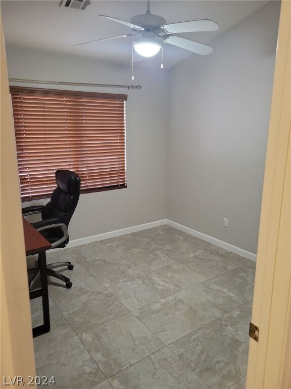 Building Photo - 325 John Henry Dr