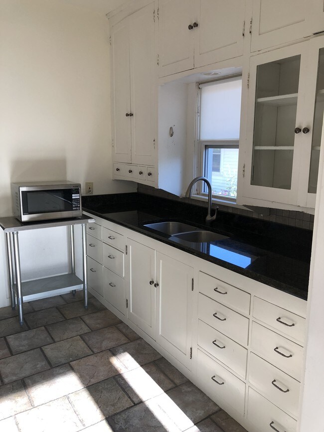 1711 S Van Buren St, Amarillo, TX 79102 House Rental in Amarillo, TX