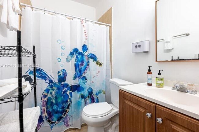 Foto del edificio - 8028 NW 5th Ct