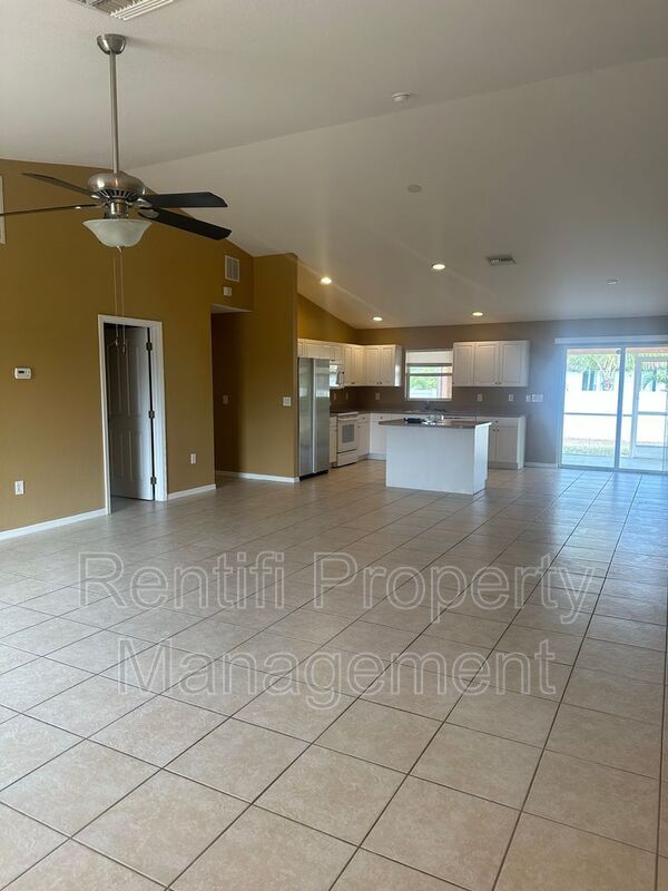 Foto del edificio - 1513 NE 36th Terrace