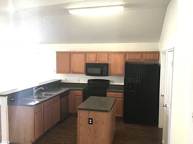 Foto del edificio - 7221 Ranger Way