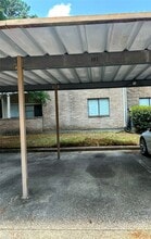 Building Photo - 3500 Tangle Brush Dr