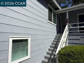 Building Photo - 1502 Carmel Dr