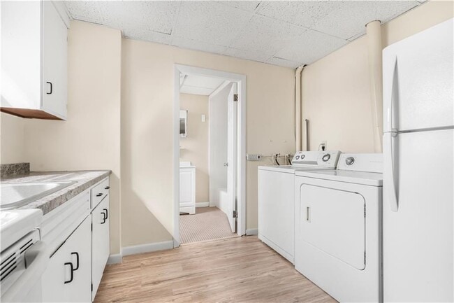 Foto del edificio - 3421 Pawtucket Ave