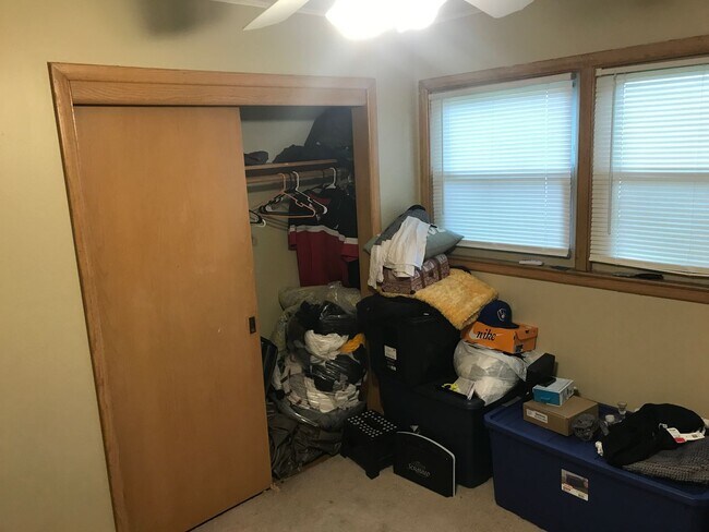 Foto del edificio - 5295 N. Mohawk Ave.