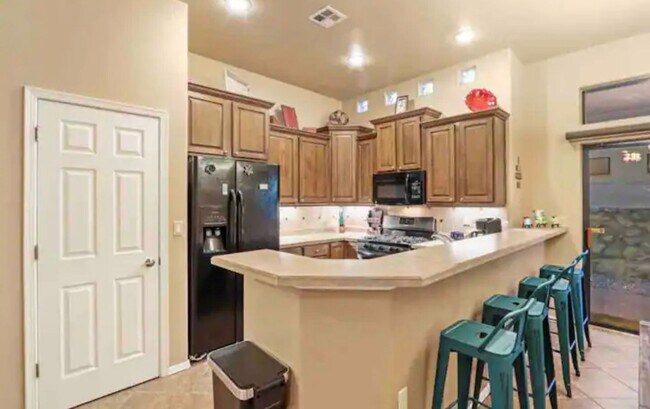 Building Photo - 1253 Osage Ct