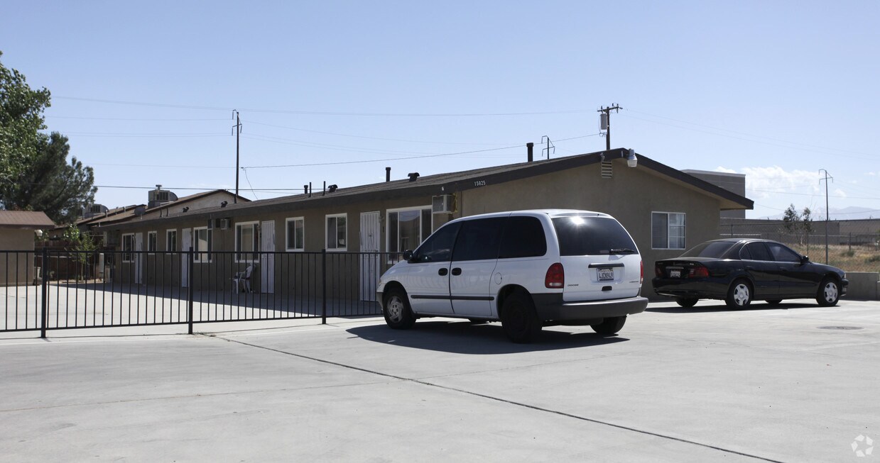 Building Photo - 15825 Tokay St