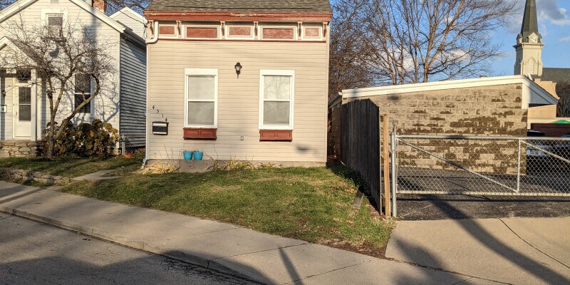 Foto principal - 4514 Lawrence St