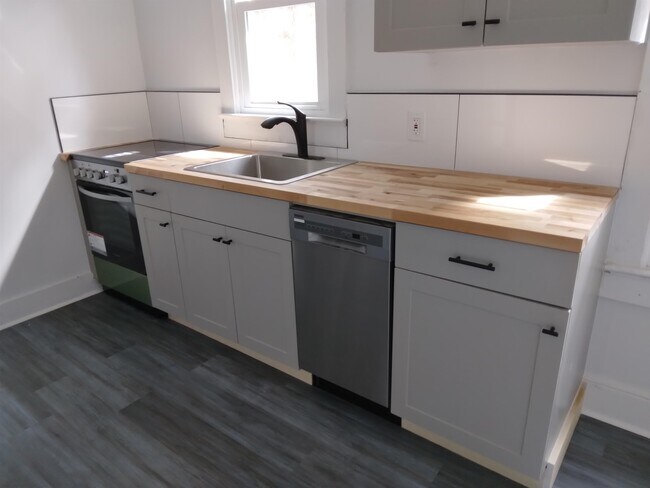 Foto del edificio - 1418 Jackson St