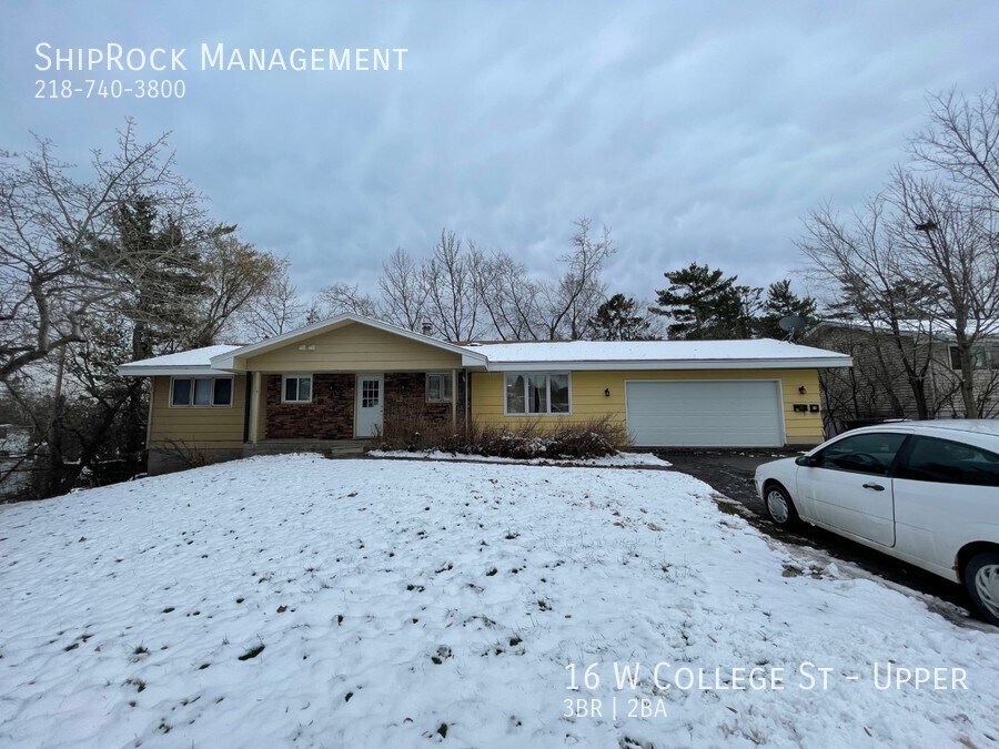 16 W College St Unit Upper, Duluth, MN 55812 Room for Rent in Duluth