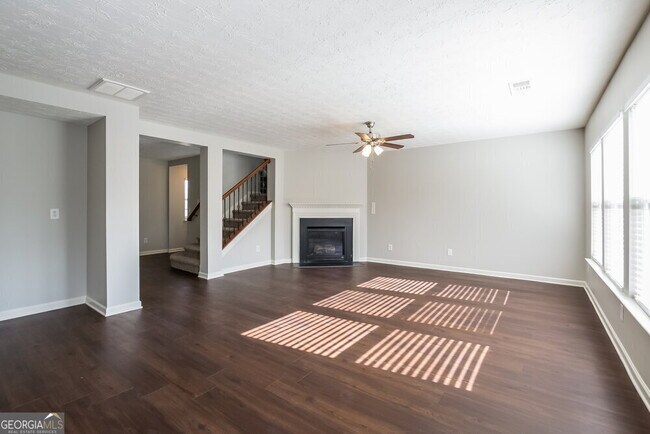 Building Photo - 15 Candy Lilly Ln