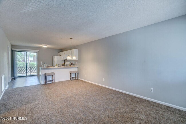 Foto del edificio - 522 S Kerr Ave