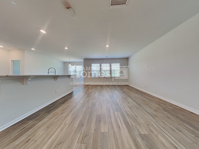 Foto del edificio - 100 Daniels Creek Circle