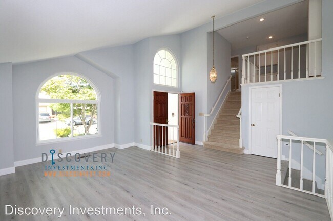 Building Photo - 4 br, 3 bath House - 20121 Edwin Markham Dr.