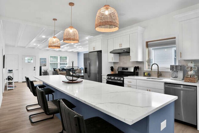 Foto del edificio - 44 Highland Blvd