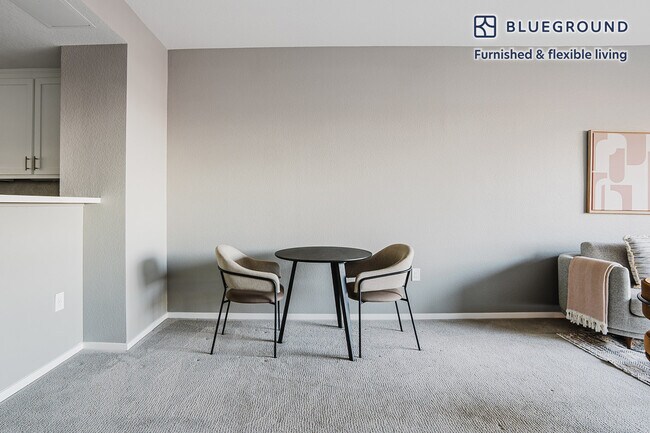 Foto del edificio - 367 Santana Hts