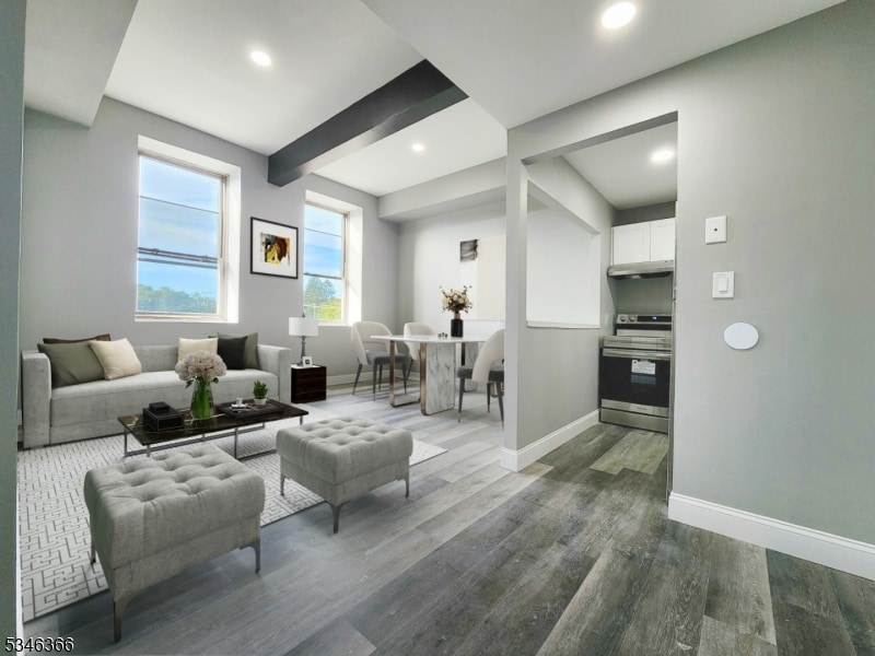 Building Photo - 69 Sparta Ave