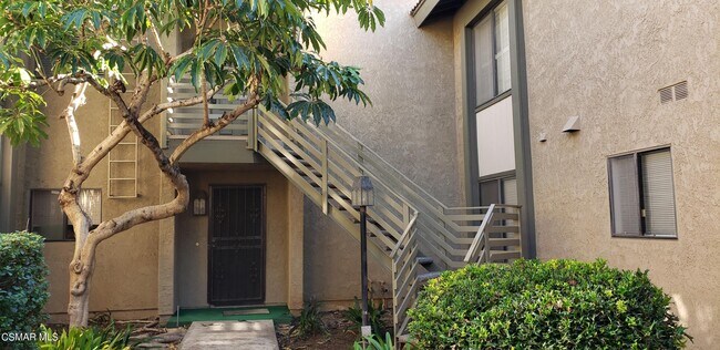 Foto del edificio - 751 Birchpark Cir