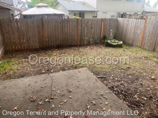 Building Photo - 317 S 40th Pl