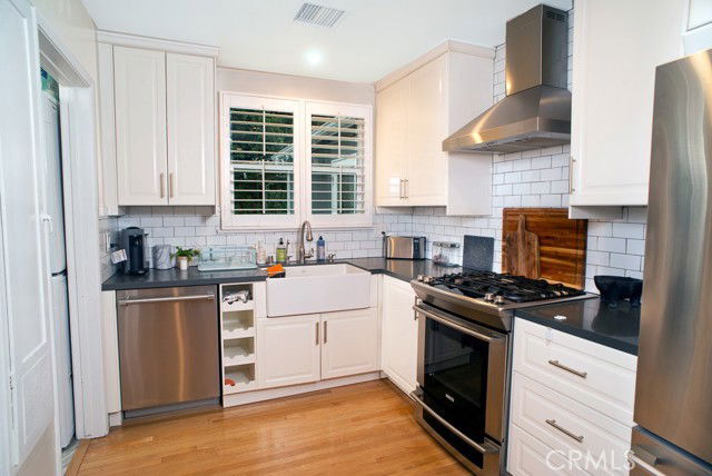 Foto del edificio - 6458 Hanna Ave