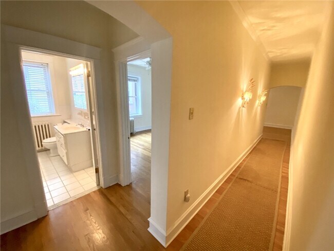 Building Photo - 1505 Delaware Ave