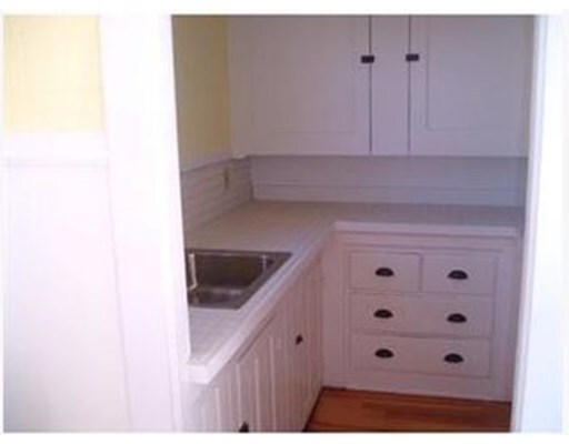 Building Photo - 30 Hope St