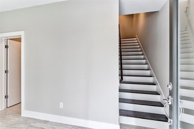 Building Photo - 1609 Milby St