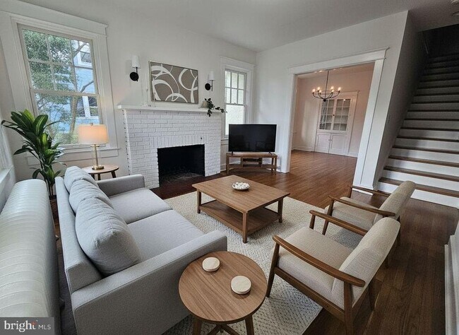 Foto del edificio - 4937 Brandywine St NW