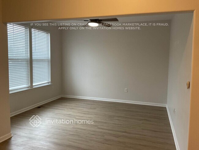 Foto del edificio - 2223 Dale View Dr