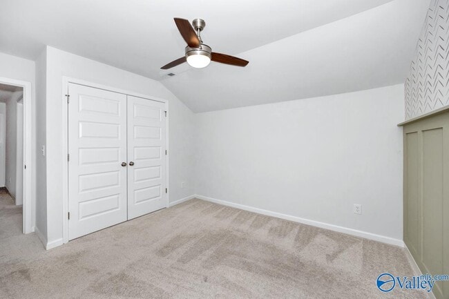 Building Photo - 171 Kingswood Dr