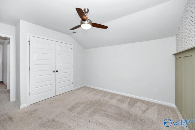 Foto del edificio - 171 Kingswood Dr