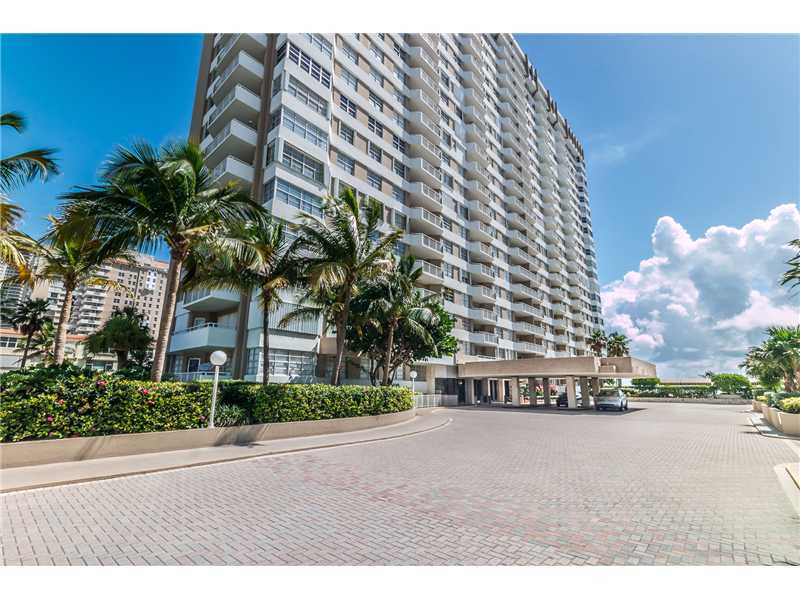 1950 S Ocean Dr, Hallandale Beach, FL 33009 Condo for Rent in