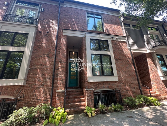 3 Bed 3.5 Bath Townhome in NODA - 3 Bed 3.5 Bath Townhome in NODA