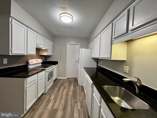 Building Photo - 10448 Rapidan Ln